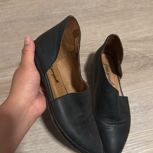 Free People Royale Flat - Picture 8 of 9